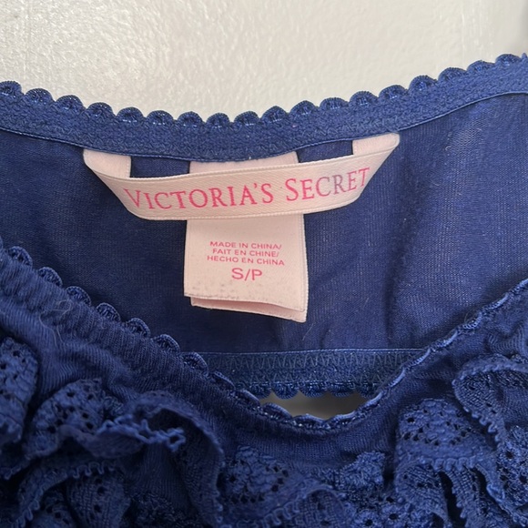 Victoria’s Secret small navy lace ruffle bra bralette - Picture 4 of 6